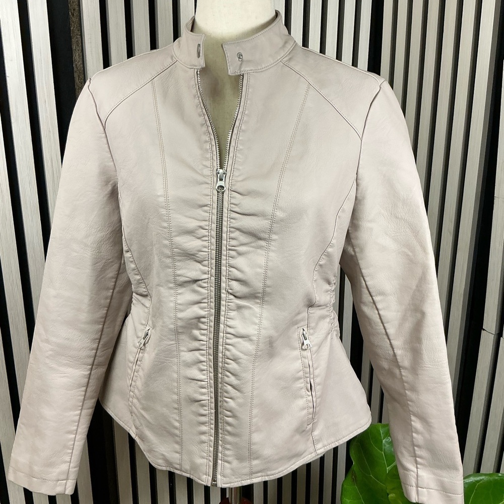 Baccini Women's Light Beige Leather Jacket, Sz M